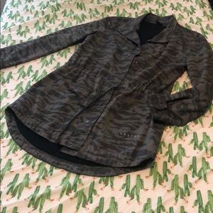 Oakley Camo Jacket NWOT